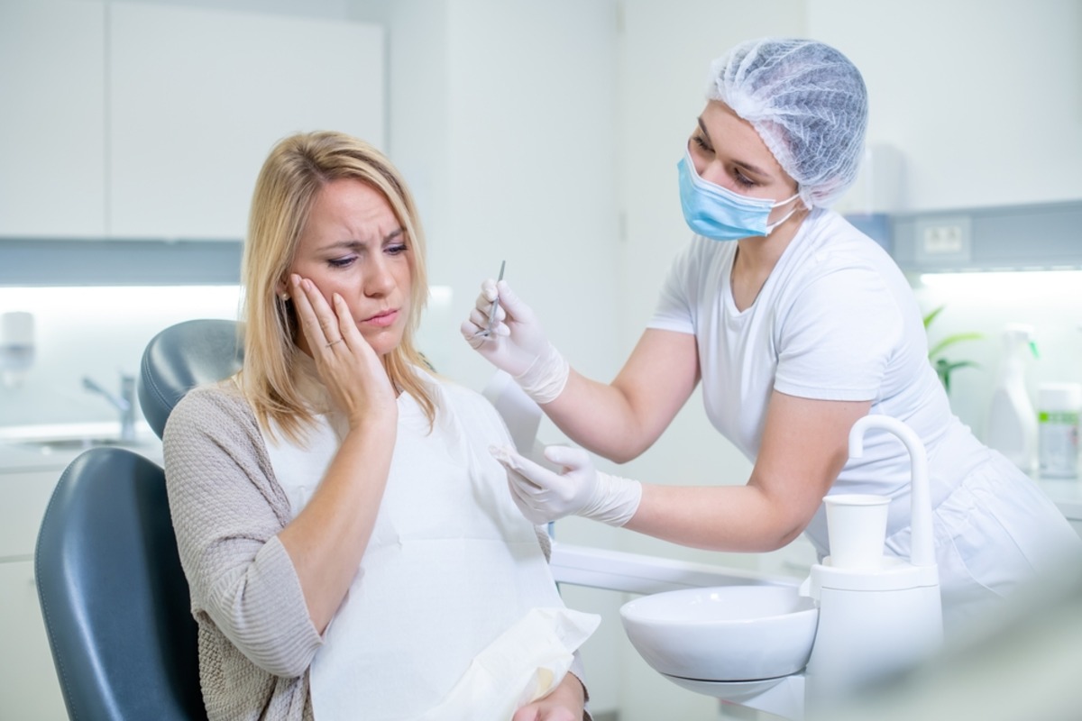 what to do during a dental emergency